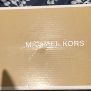 Michael Kors Kendrick toe cap, oyster/ black leather shoe